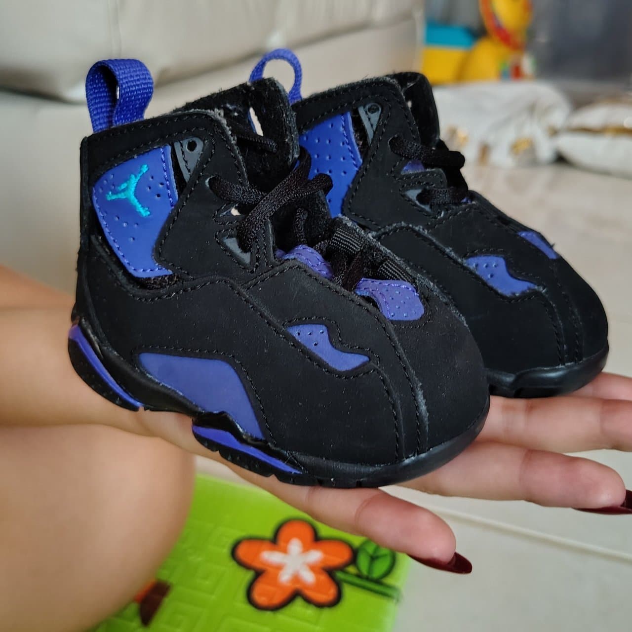 Nike Jordan Bebé Negro Morado Talla 18.5